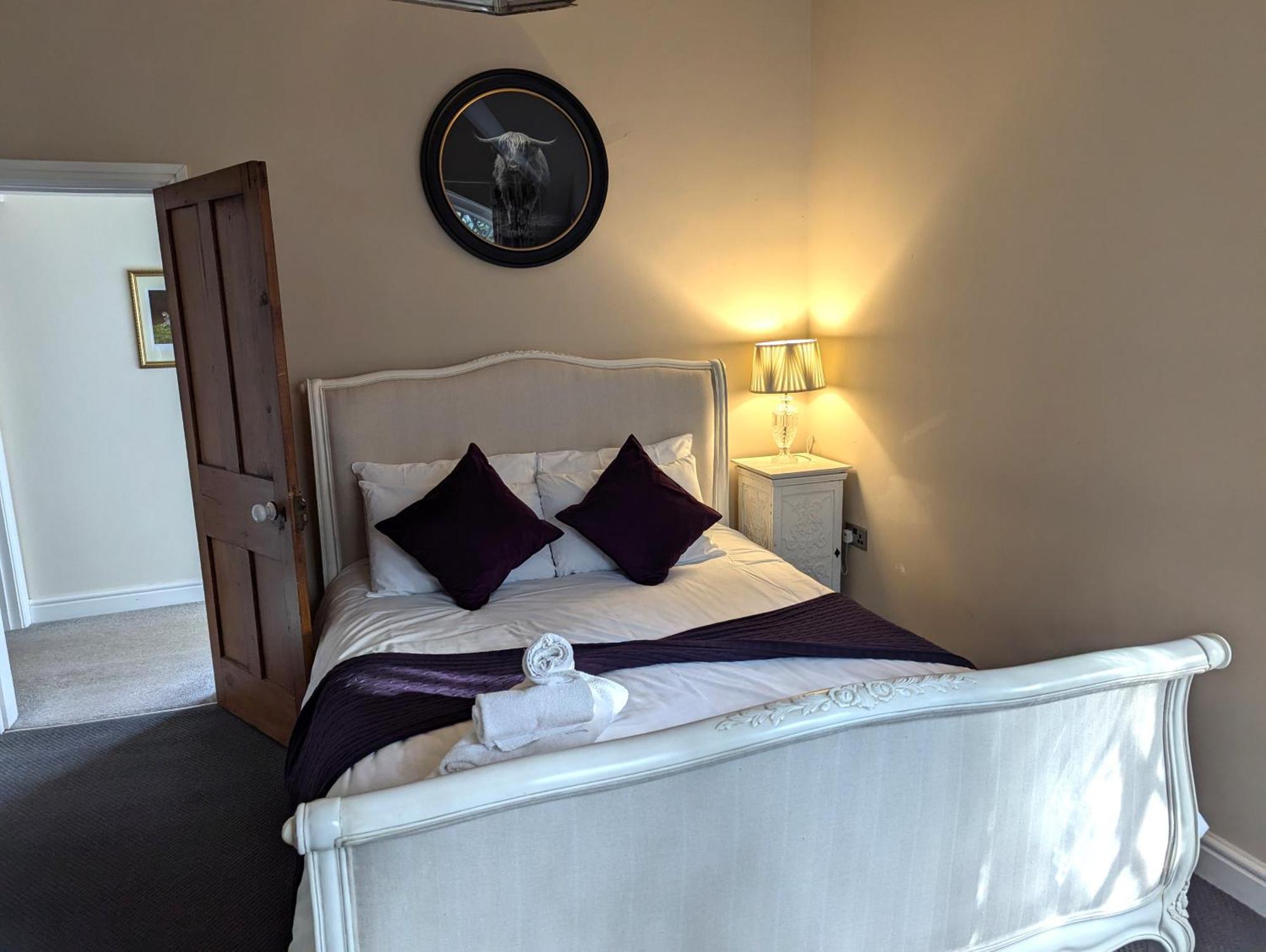 The Coach House Apartment At Cefn Tilla Court, 阿斯克 外观 照片